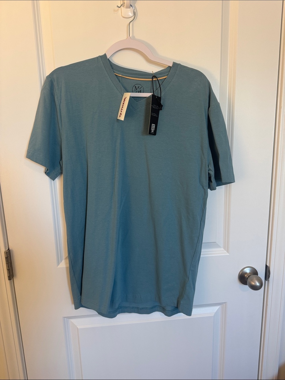 Men's Blue Short-Sleeve V-neck T-Shirt